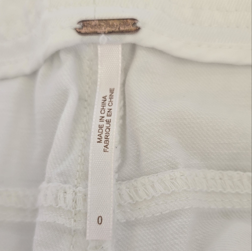 Free People White Wide Leg Painter Utility Jeans Frayed Hem 100% Cotton Size 0 - Picture 2 of 4